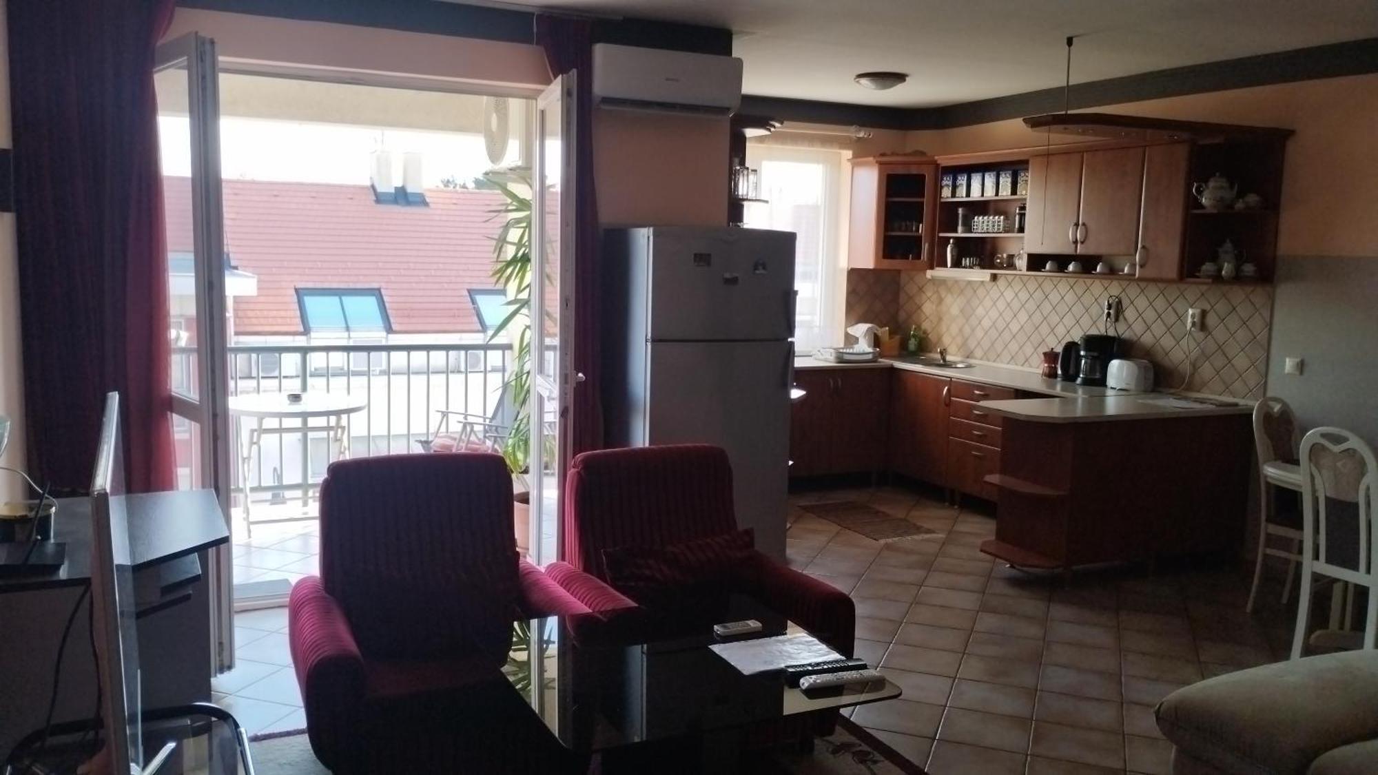 Tommy Apartman Hajduszoboszlo Exterior photo