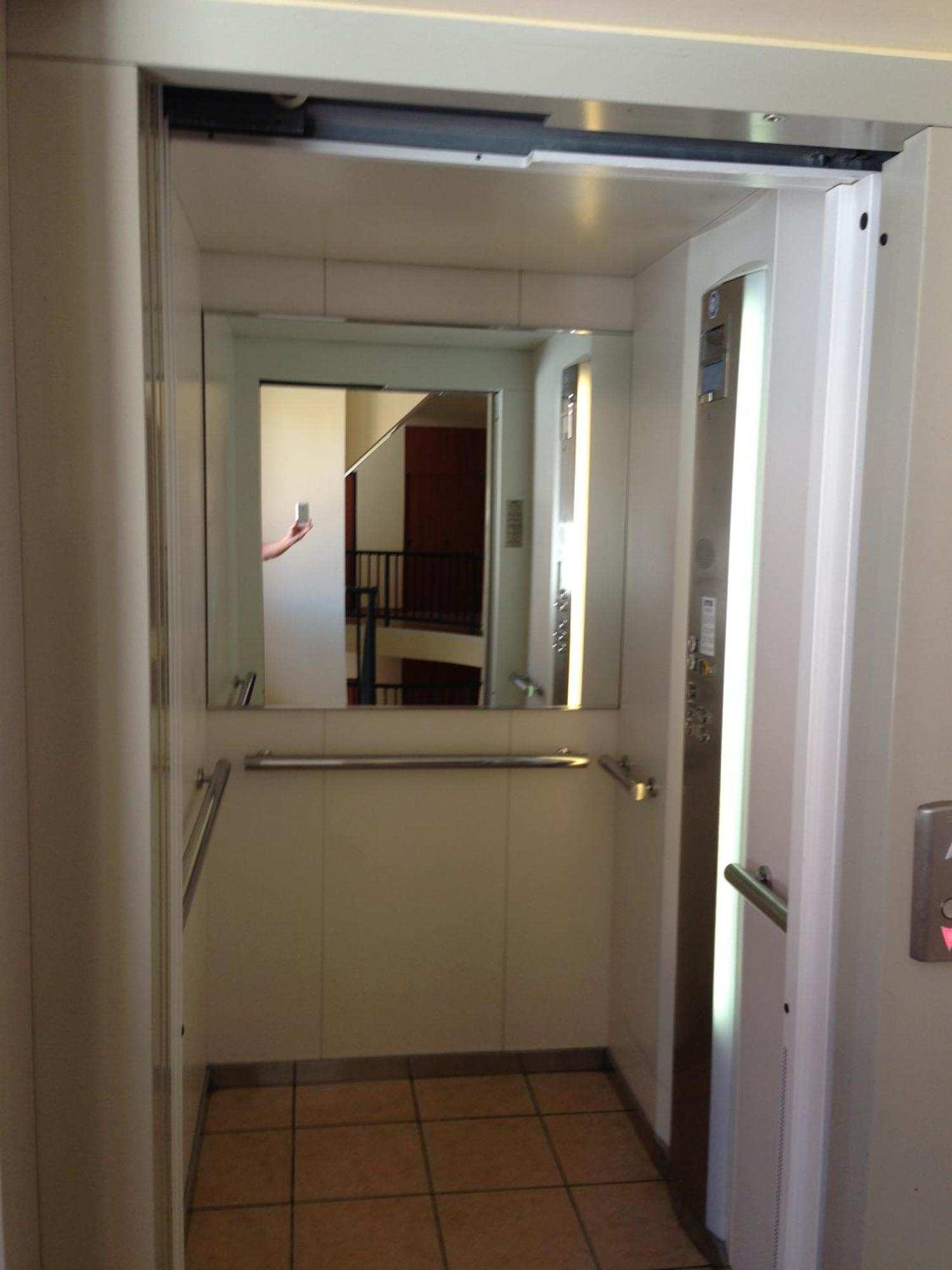 Tommy Apartman Hajduszoboszlo Exterior photo